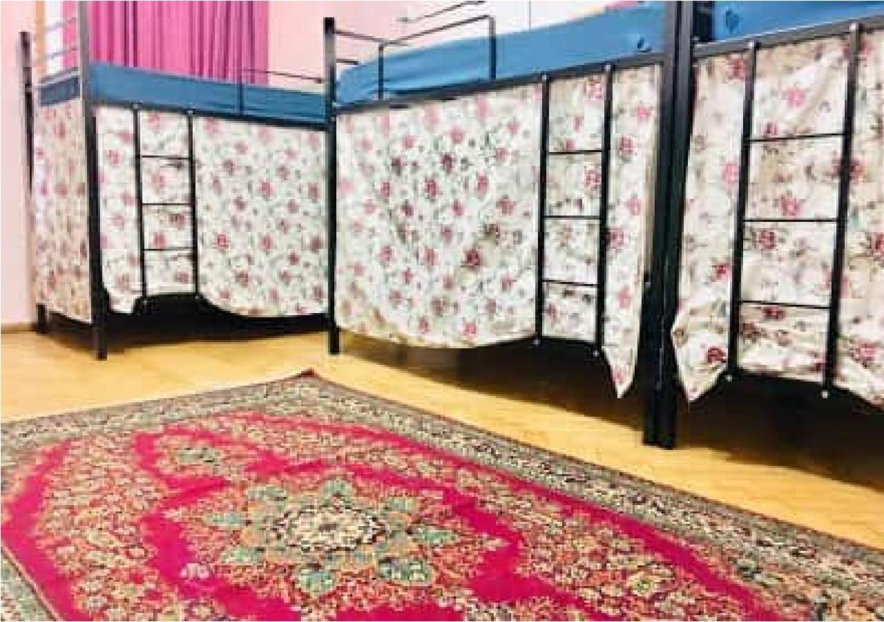 Taj Hostel Тбилиси Экстерьер фото